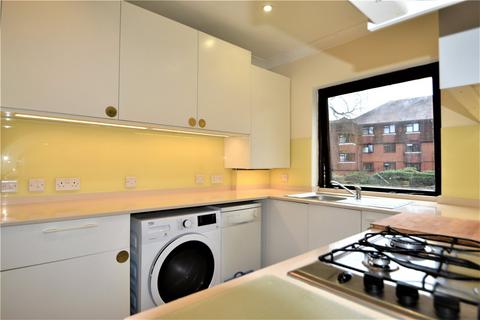 2 bedroom apartment to rent, Park Hill Rise, Croydon, CR0