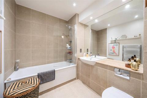 1, Hodgkin Court, 2 Dobson Walk, London, SE5 7FN