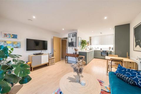 1, Hodgkin Court, 2 Dobson Walk, London, SE5 7FN