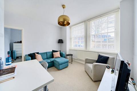2 bedroom apartment for sale, Portland Street, London