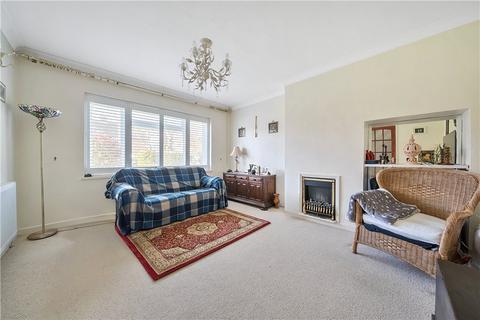 3 bedroom semi-detached house for sale, Barham Close, Bromley