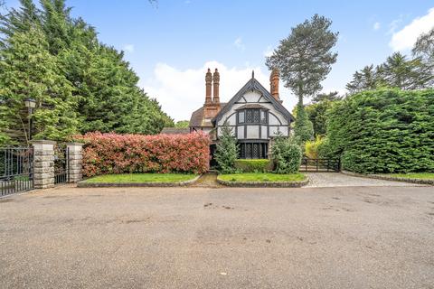 5 bedroom detached house for sale, Holwood Park Avenue, Orpington