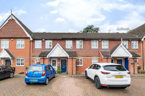 2 bedroom terraced house for sale - Royal Close, Orpington