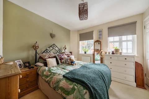 5 Royal Close, Orpington, BR6 7BH