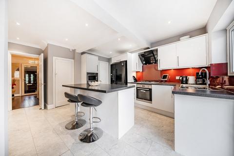 3 Lodge Crescent, Orpington, BR6 0QE