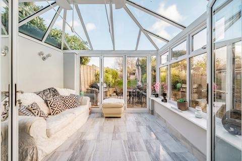 3 Lodge Crescent, Orpington, BR6 0QE