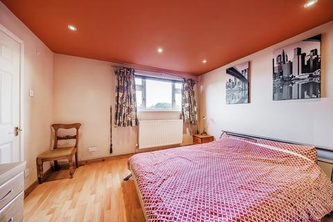 3 Lodge Crescent, Orpington, BR6 0QE