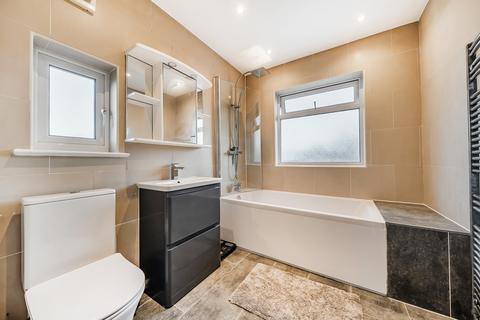 3 Lodge Crescent, Orpington, BR6 0QE