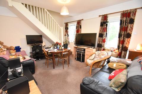 9 Branscombe Road, Tiverton, EX16 4AB