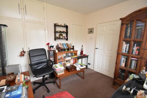 9 Branscombe Road, Tiverton, EX16 4AB