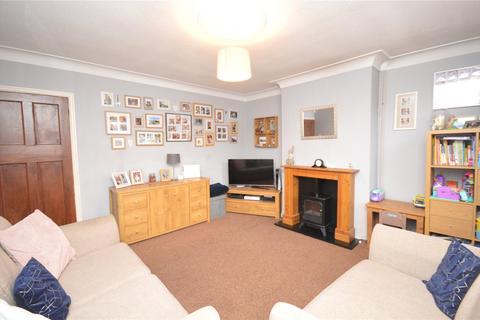 15 Dalton Grove, Beeston, Leeds, LS11 7BJ