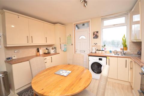 15 Dalton Grove, Beeston, Leeds, LS11 7BJ