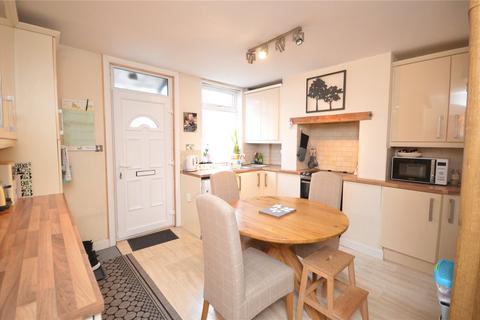 15 Dalton Grove, Beeston, Leeds, LS11 7BJ