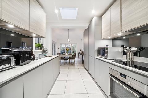 70 Thorney Hedge Road, London, W4 5SB