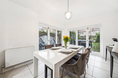 70 Thorney Hedge Road, London, W4 5SB