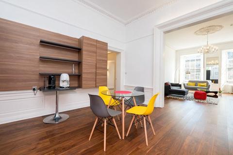 4 bedroom apartment to rent, Dundas Street, Edinburgh, Midlothian, EH3