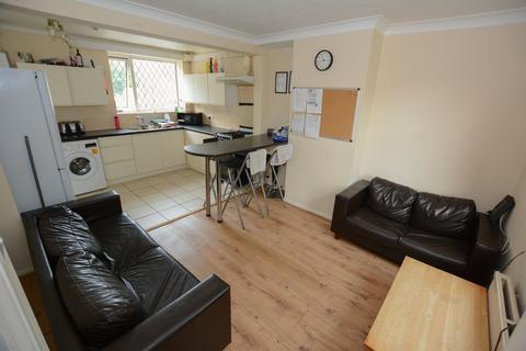 4 bedroom terraced house to rent - Brighton BN1