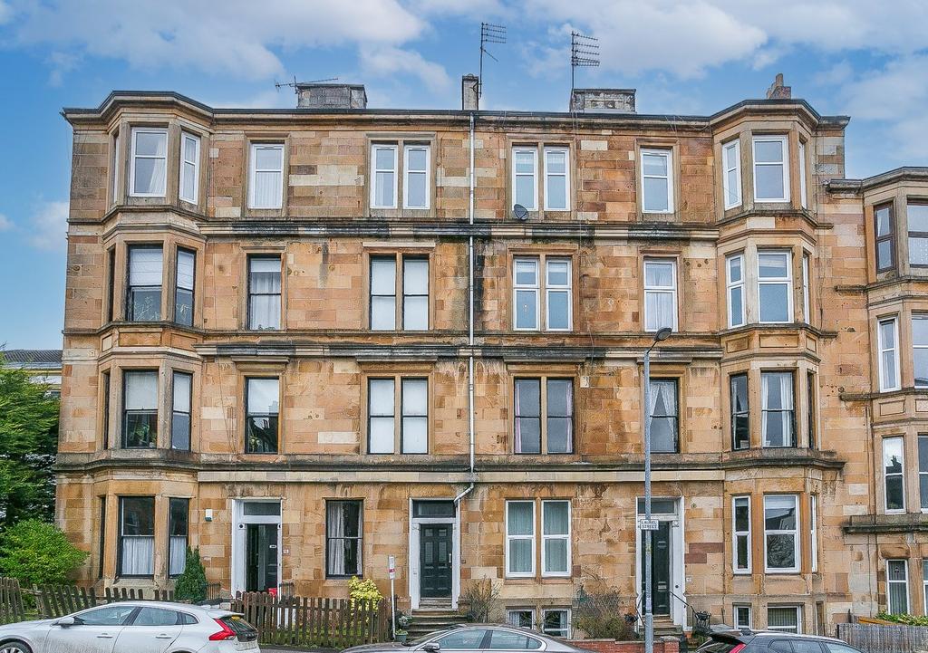 Laurel Street, Partick, Glasgow, G11 3 bed flat for sale £295,000