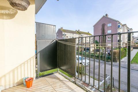 3/4 Essendean Place, Edinburgh, EH4 7HF