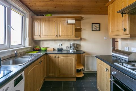 3/4 Essendean Place, Edinburgh, EH4 7HF