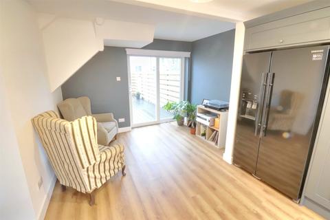 1 Blanchminster Road, Bude, EX23 8DF