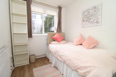 15 Ravensbourne Road, Bromley, BR1 1HN