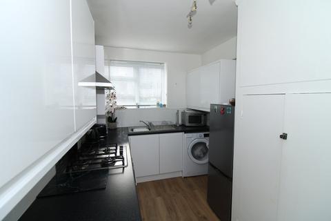 15 Ravensbourne Road, Bromley, BR1 1HN