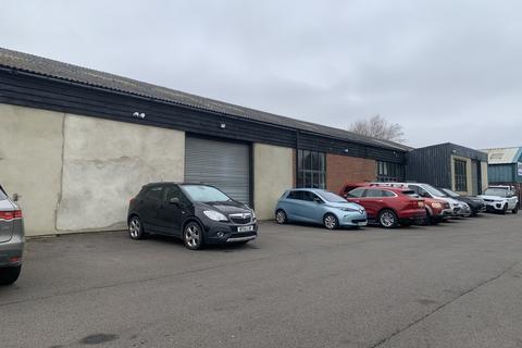 Industrial unit to rent - Unit 9, Chelmsford Road Industrial Estate, Chelmsford Road, Dunmow, Essex