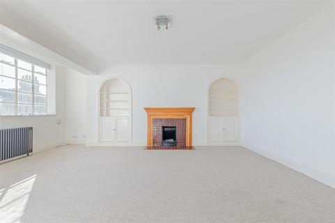 3 bedroom apartment to rent, Cholmeley Park, London N6