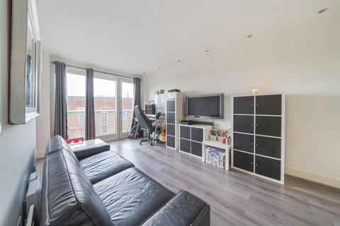 2 bedroom apartment for sale, 71 Crouch End Hill, London N8