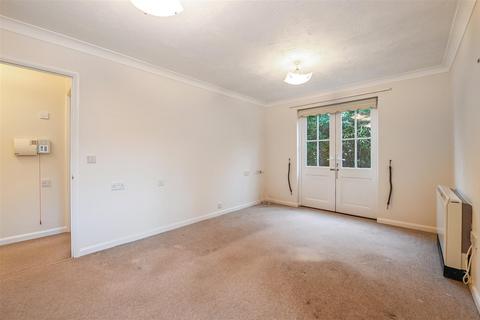 1 bedroom retirement property for sale, Stockbridge Road, Chichester