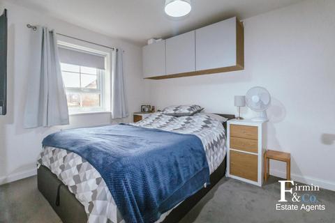 2 bedroom house to rent, Aqua Drive, Peterborough PE7