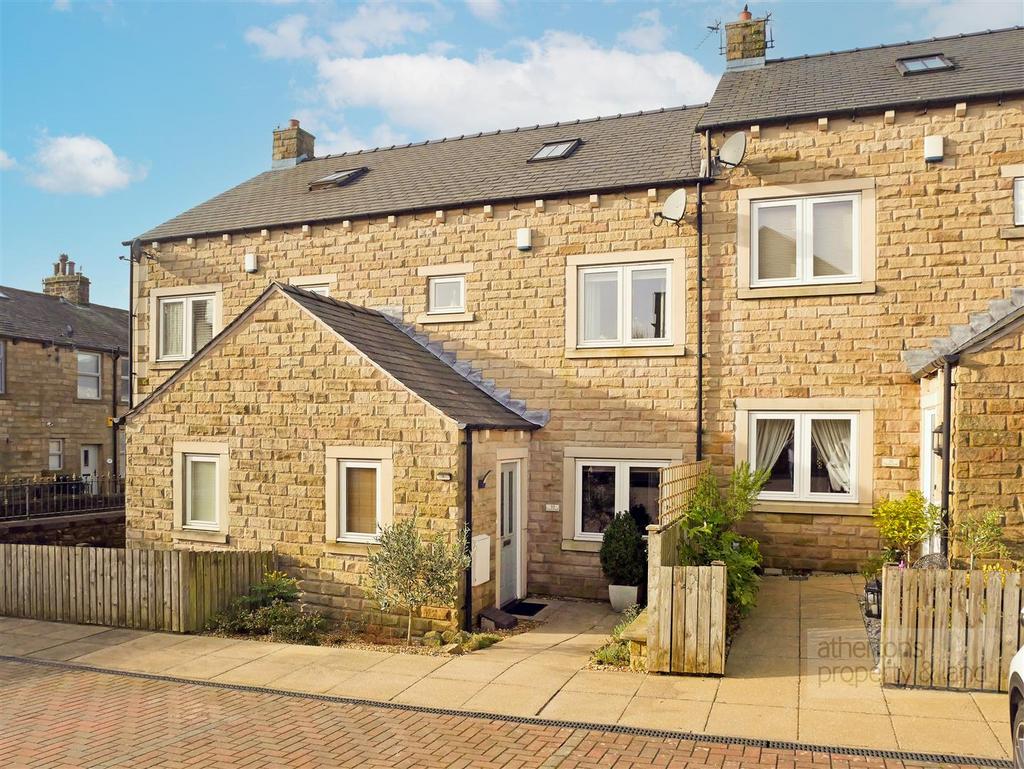 Clover Croft, Higham, Pendle 3 bed townhouse £319,995
