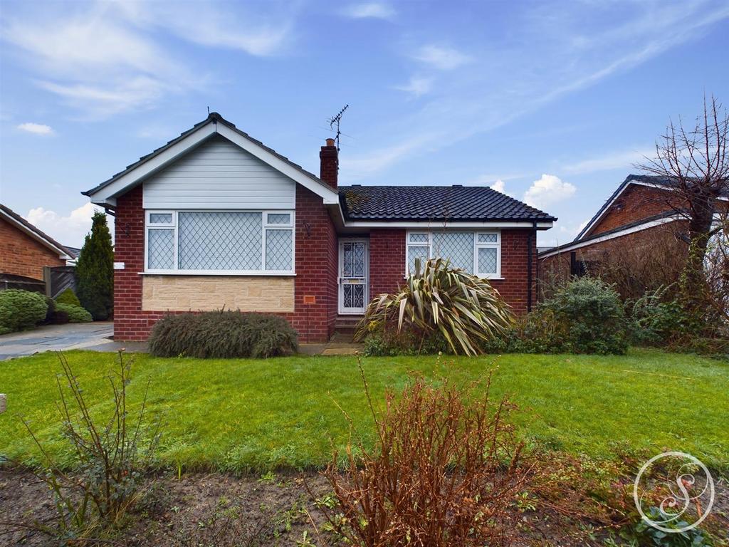 Templegate Avenue., Leeds 2 bed detached bungalow for sale £318,500