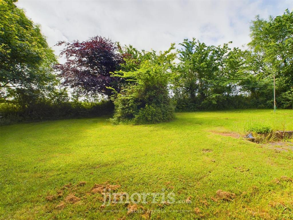 CAM02121 G0-PR0077-STILL005.jpg