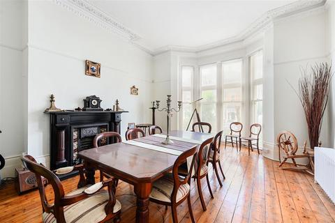 25 Dane Road, St Leonards-on-sea, TN38 0QW