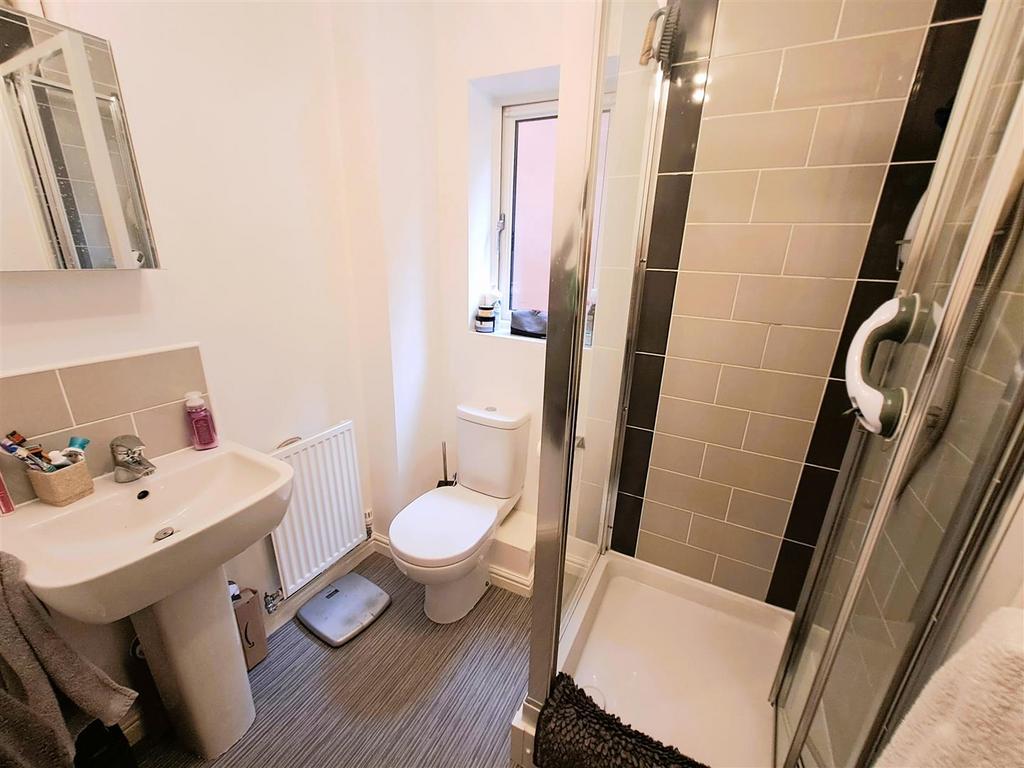 En Suite Shower Room