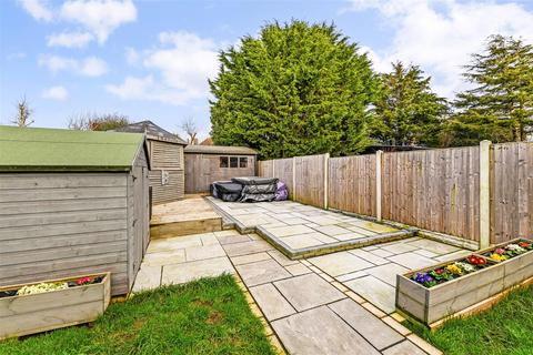 3 bedroom terraced house for sale, Orchard Side, Hunston, Chichester