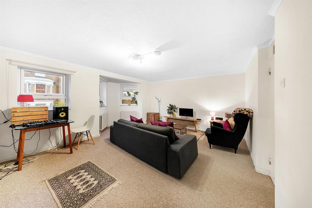 Shenley Road, SE5 2 bed flat £1,824 pcm (£421 pw)
