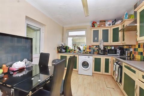 4 bedroom townhouse for sale, Willowfield Square, Eastbourne