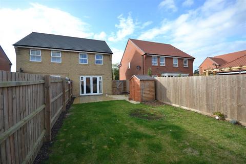 15 Endeavour Way, Burnham-on-crouch, CM0 8FY