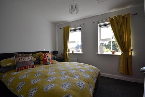 15 Endeavour Way, Burnham-on-crouch, CM0 8FY