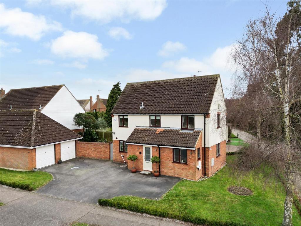 Creekview Road, South Woodham Ferrers 4 bed house for sale £700,000