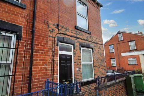 2 bedroom flat to rent - Burley Lodge Road, Hyde Park, Leeds, LS6 1QP