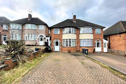 3 bedroom semi-detached house for sale - Cedarwood Croft, Birmingham, B42 1HS