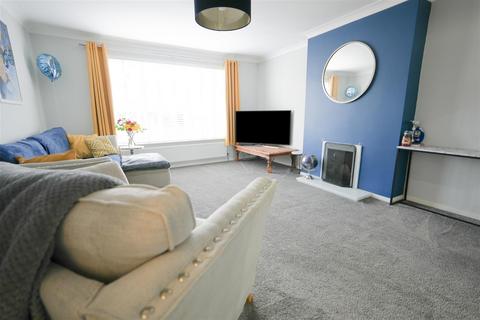 108 Ashurst Avenue, Southend-on-sea, SS2 4TD