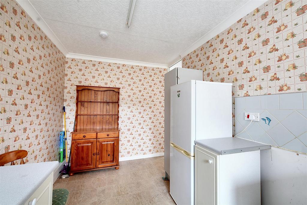 KITCHEN (1).jpg