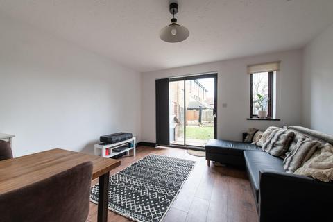 16 Morgan Drive, Greenhithe, DA9 9DT