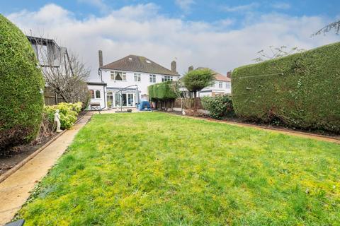 606 Sidcup Road, London, SE9 3AN