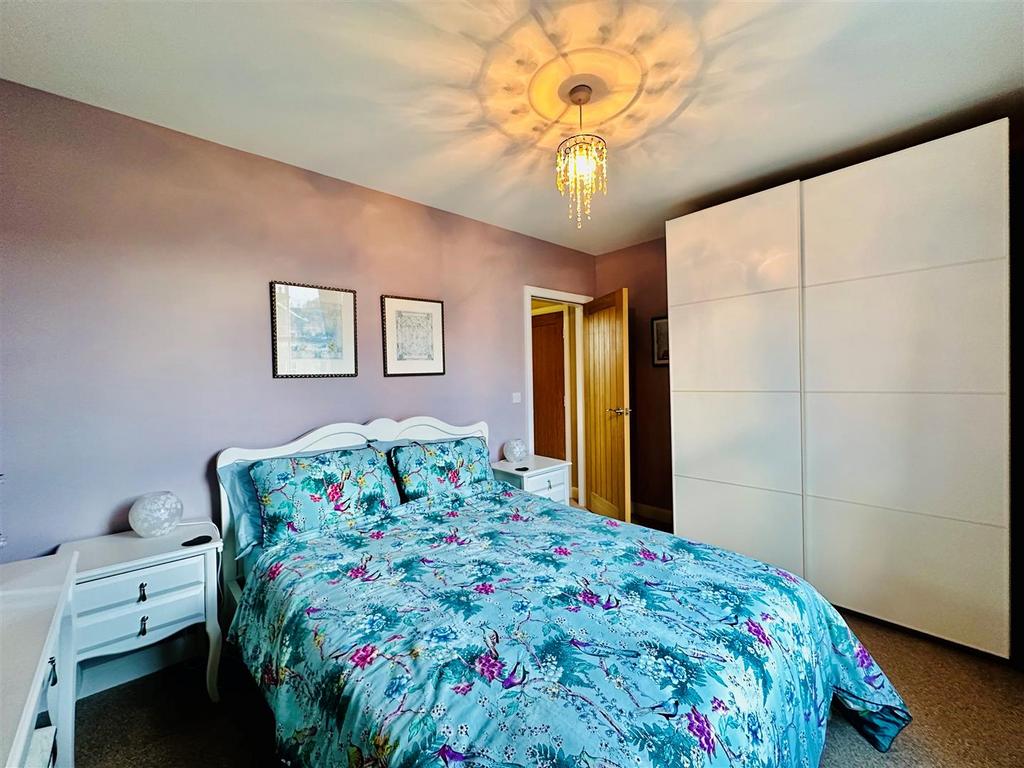 Westbourne Grove, Scarborough 1 bed flat for sale £95,000